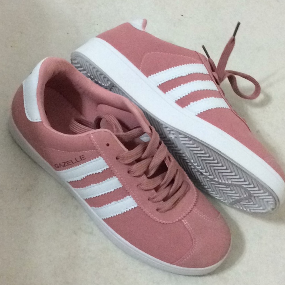 Pink Adidas Gazelle Sneakers *NEVER WORN*